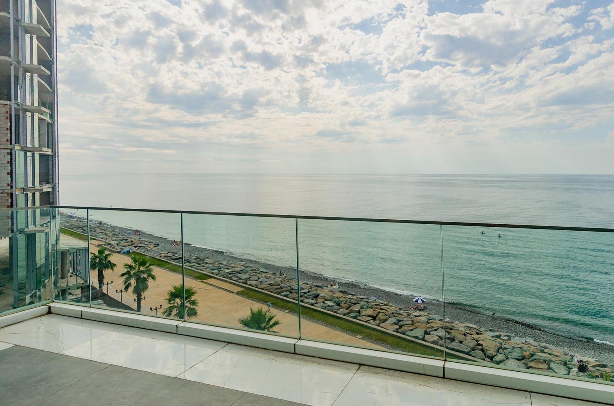 Apartment Beachfront View By Globalstay